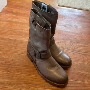 Frye Veronica short booties, very lightly worn